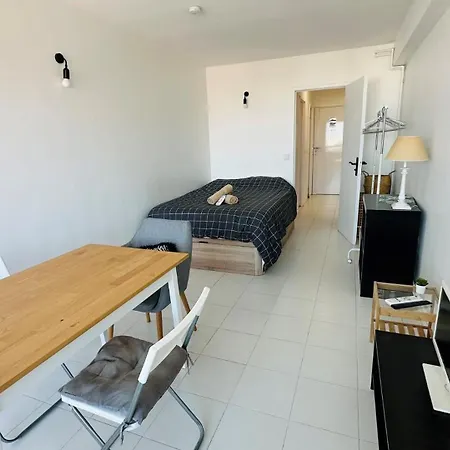 شقة With Balcony & View - Batignolles / Monceau